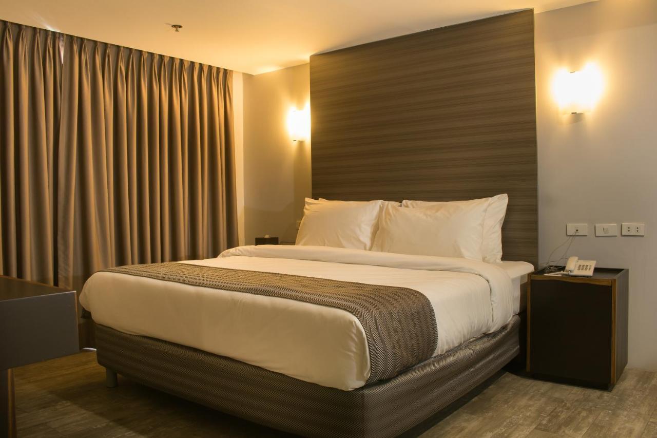 1A Express Hotel Cagayan de Oro Eksteriør billede