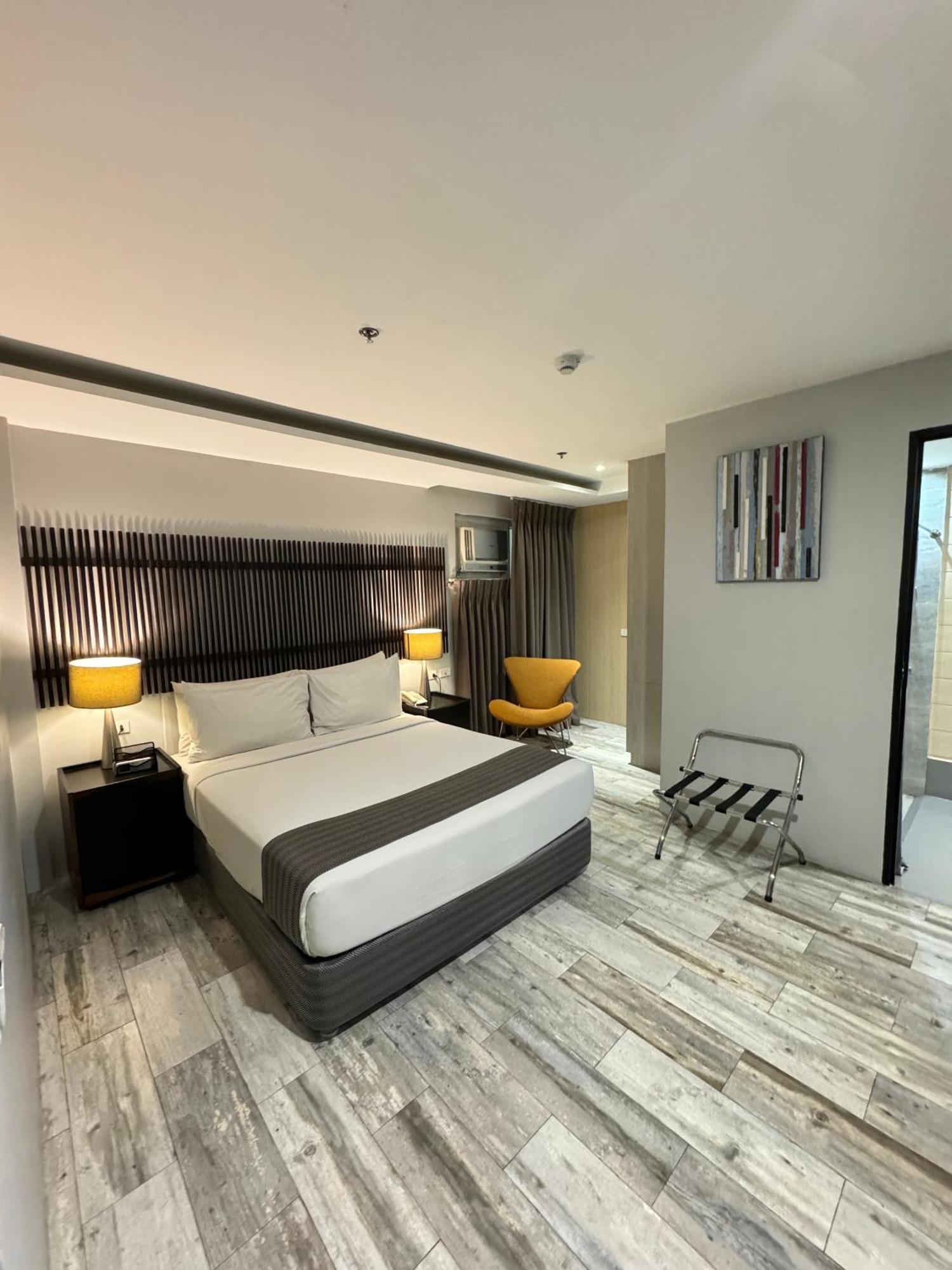 1A Express Hotel Cagayan de Oro Eksteriør billede